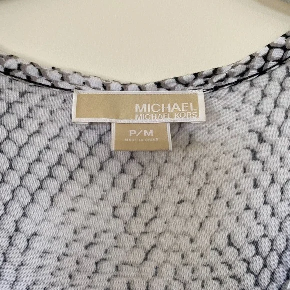 MICHAEL Michael Kors Snake Print Short Sleeve T-Shirt Top Size Petite Medium - Picture 3 of 6